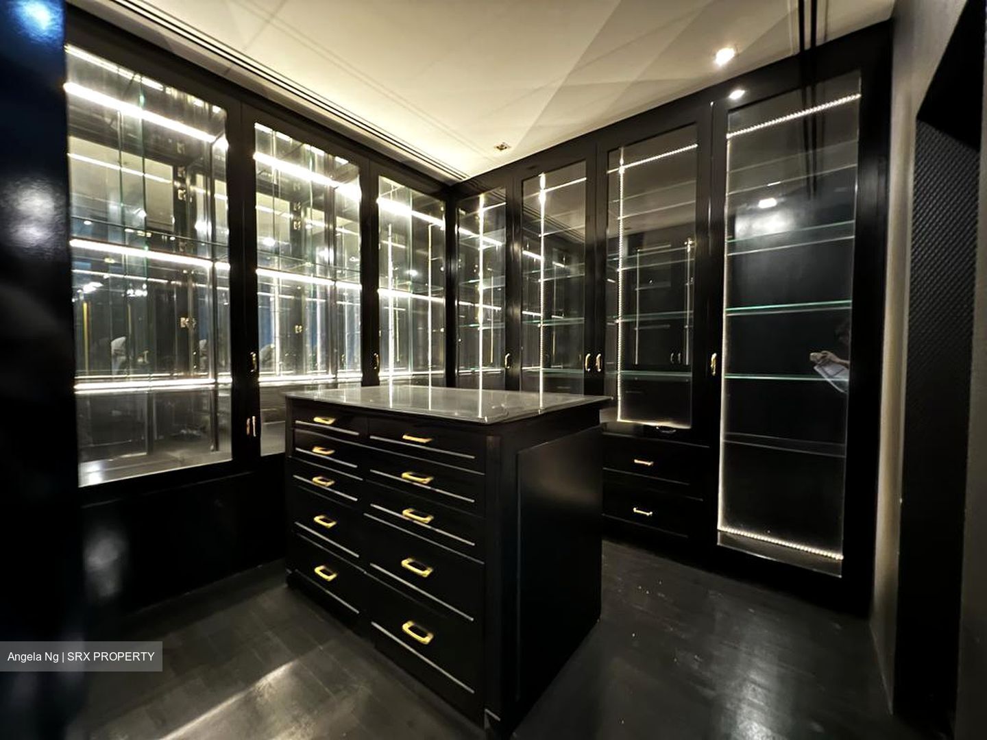 Saint Thomas Walk (D9), Apartment #537556881